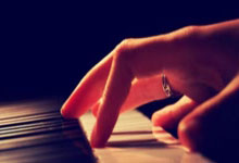 PG电子官网：德媒：基米希收到的国外报价吸引力不大，续约没加薪&签字费.